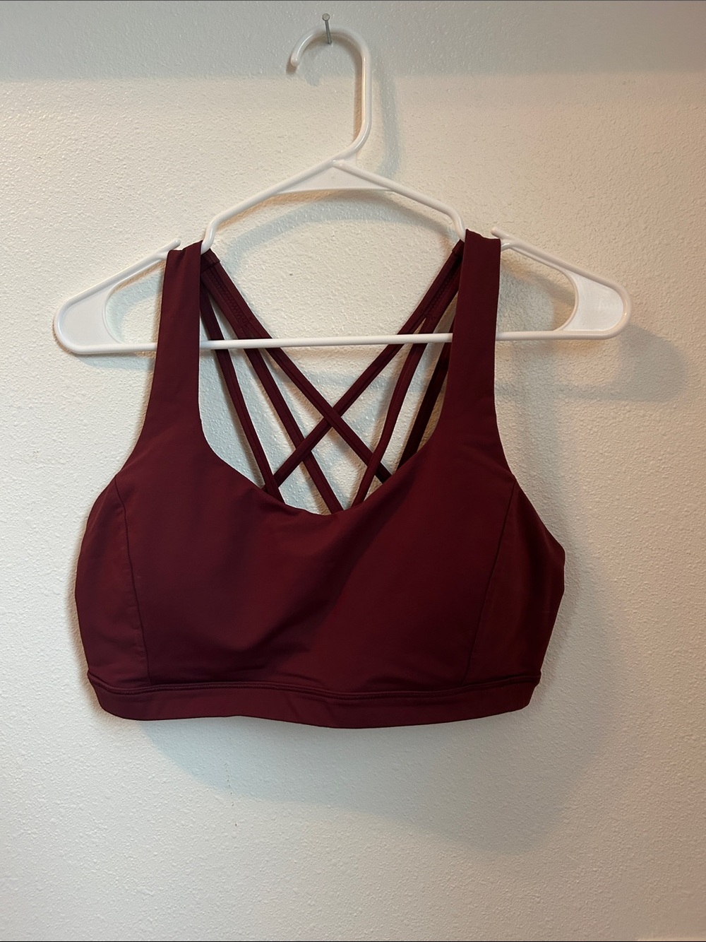 Lululemon Strappy Back Sports Bra - Burgundy - size 10